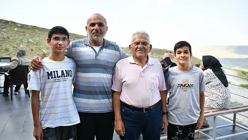 Başkan Büyükkılıç, Erciyes'te esnaf ve doğa severlerle buluştu