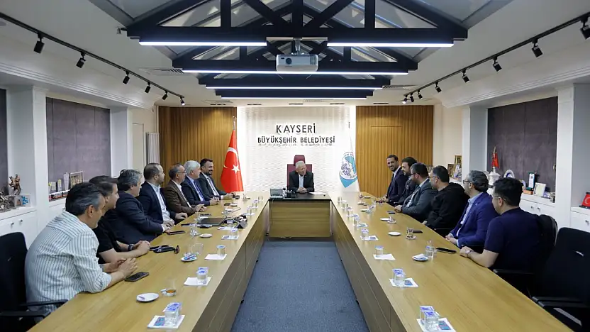 Başkan Büyükkılıç, Kayseri Turizm Ödülleri 2026 Komisyonunu Ağırladı