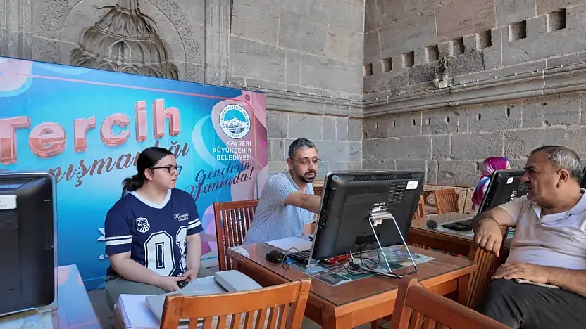 Büyükşehir'in LGS tercih danışmanlığı sürüyor