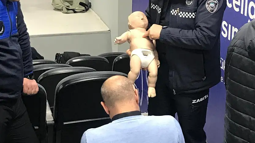 Büyükşehir personeline sertifikalı ilk yardım eğitimi