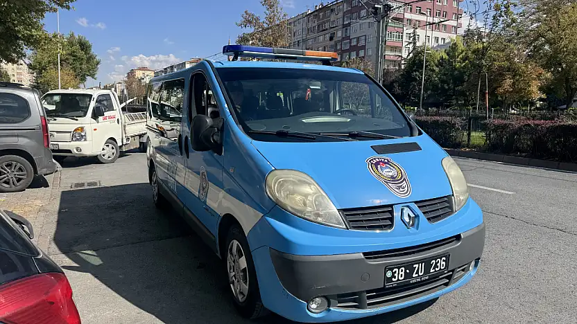 Büyükşehir Zabıtası'ndan hatalı park denetimi