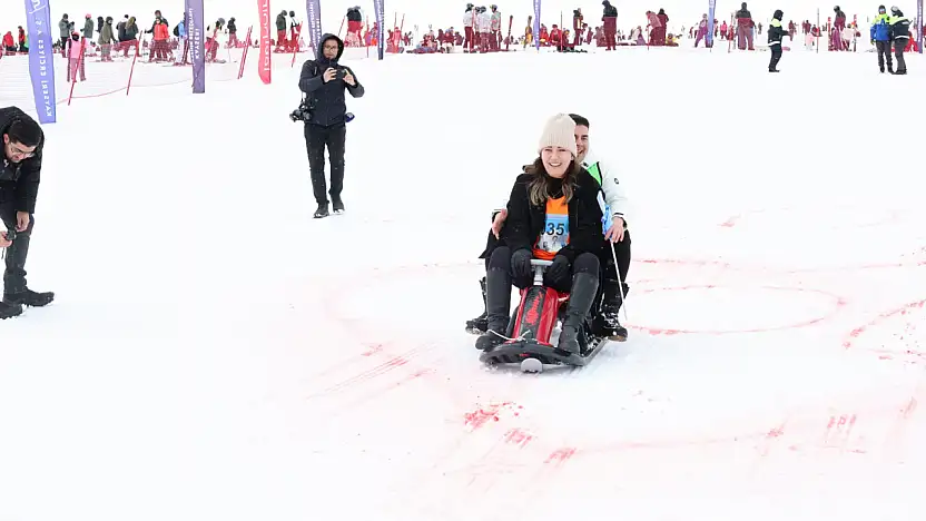 Erciyes'te 'Artık çekilmez oldun' yarışı