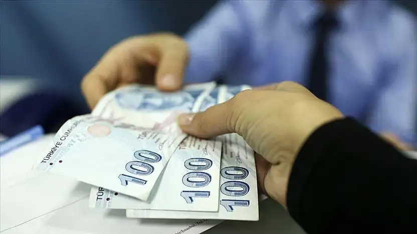 Hükümet kamu işçisi için zam teklifini yüzde 24'e çıkardı