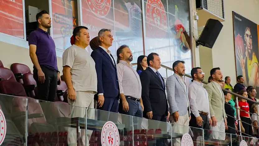 İlimizde U10-U12-U14 Kılıç federasyon kupası başladı