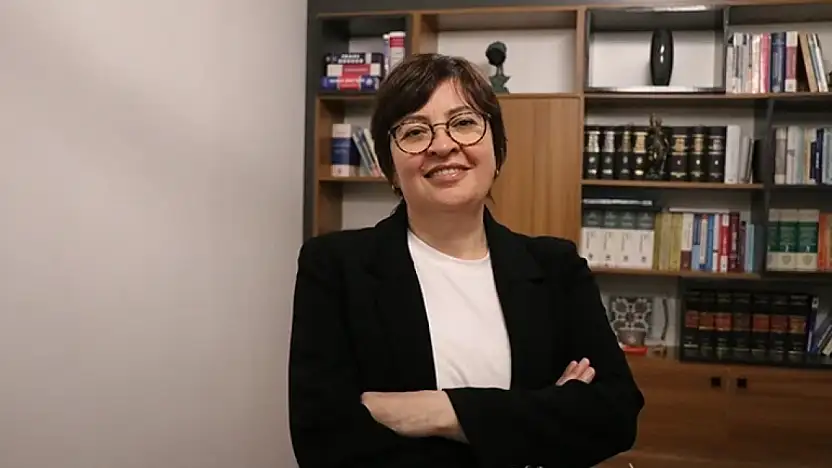 Kayseri Barosu'nda Tarihi Adaylık: İlk Kadın Başkan Adayı Özden Ertan Oldu