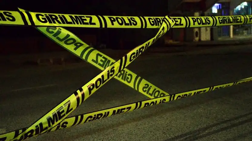 Kayseri'de Dehşet: Bir kişi babasını bıçaklayarak öldürdü