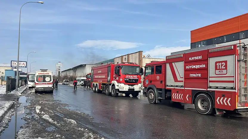 Kayseri'de mobilya fabrikasında yangın