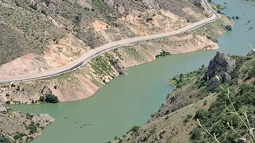 Kızılırmak, Baraj Kapaklarının Açılmasıyla En Geniş Yatağında Akıyor