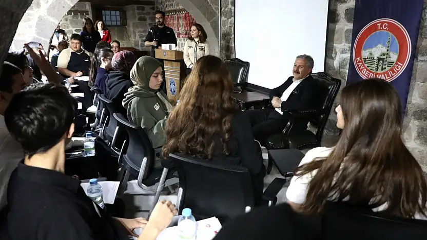 Mektep Melikgazi Geleceğin Düşünce Liderlerini Yetiştiriyor