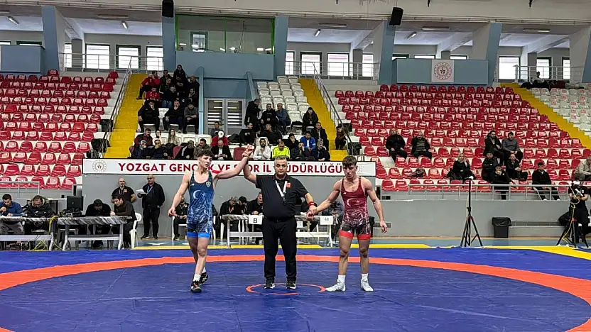 Şeker ERVA'dan güreşte 2 madalya