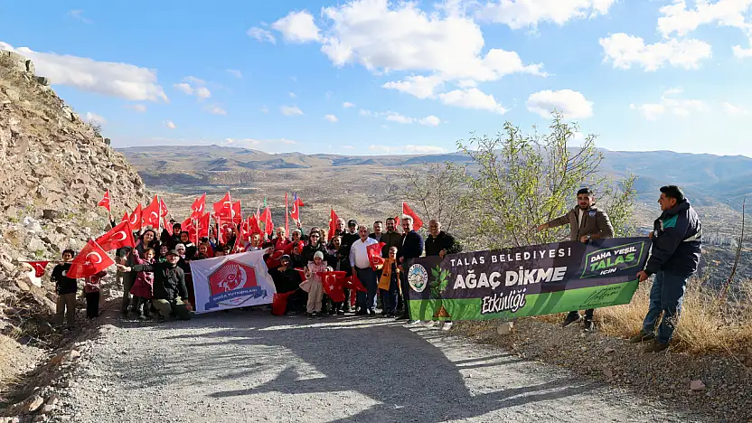 Talas'ta Cumhuriyet coşkusu fidanlarla yeşerdi