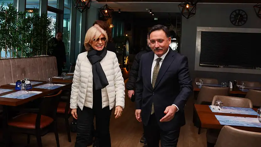 Vali Çiçek, Tansu Çiller ile Erciyes'te bir araya geldi