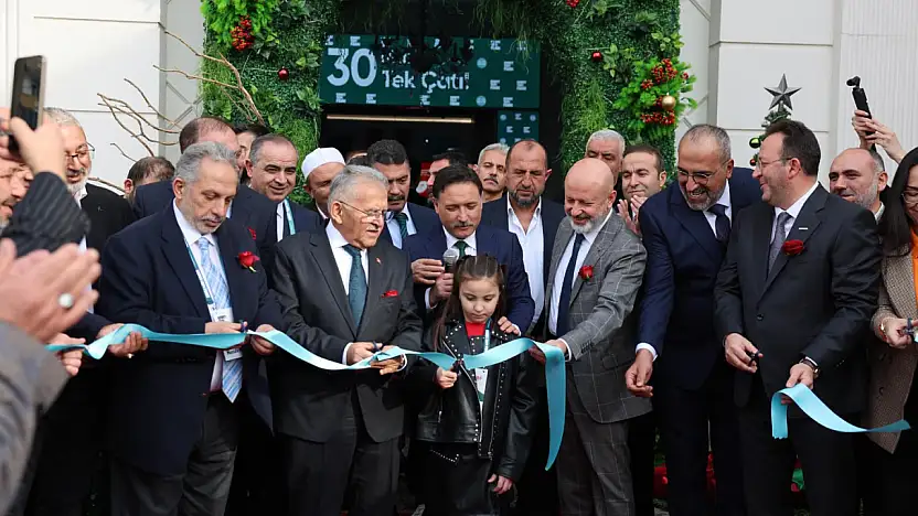 Vali Gökmen Çiçek, Konut ve yapı fuarı açılışında