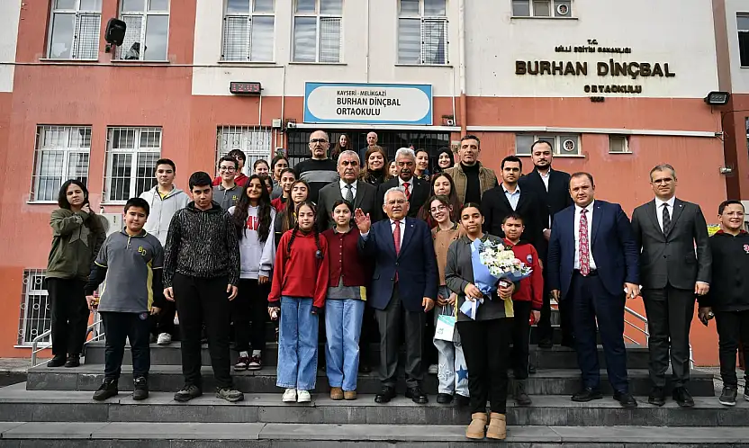 Büyükkılıç gençlerle buluştu
