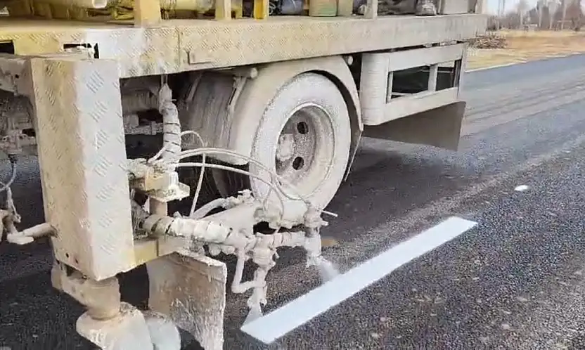 Büyükşehir'den Sultan Sazlığı'nda ekosistem dostu asfalt uygulaması