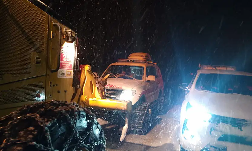 Büyükşehir, kapalı kırsal mahalle yolu bırakmadı