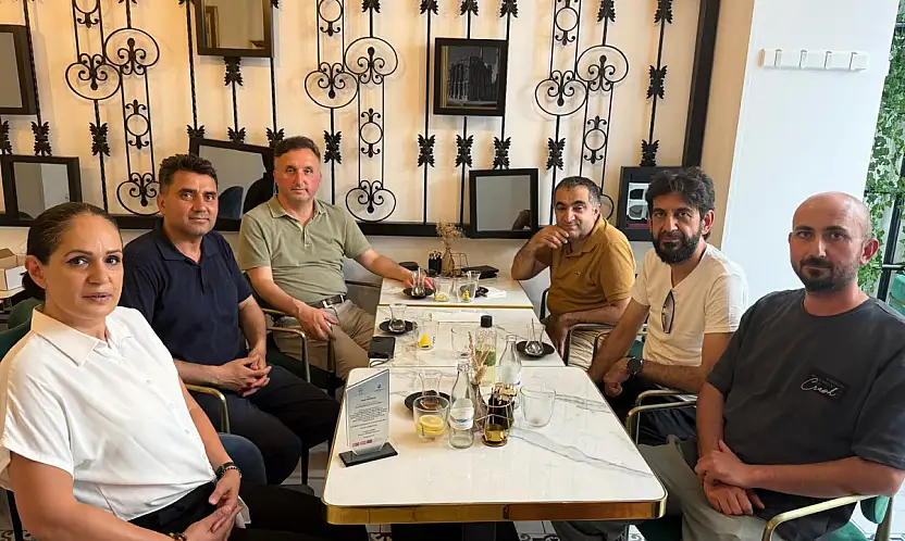 Erasmus+ katkısına Kayserili iş insanına teşekkür plaketi