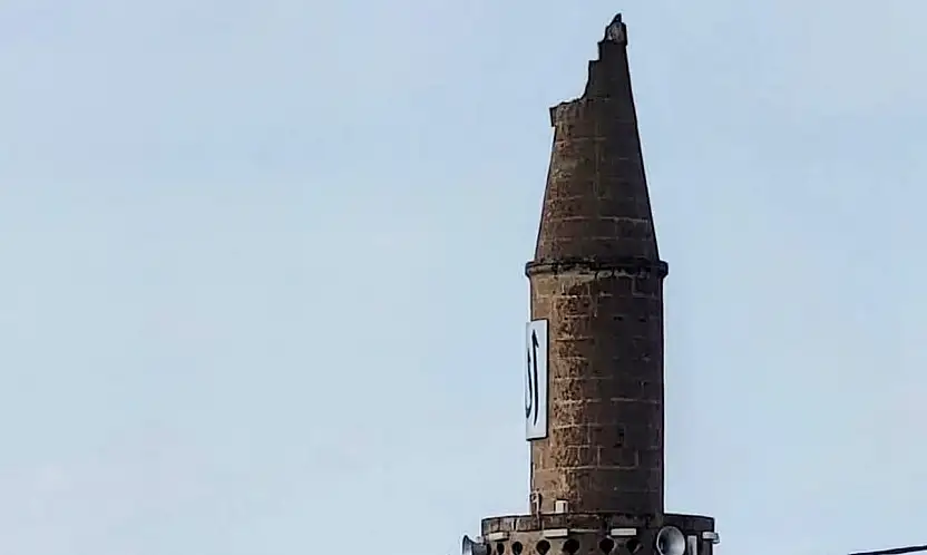 İncesu'da Cami Minaresine Yıldırım Düştü