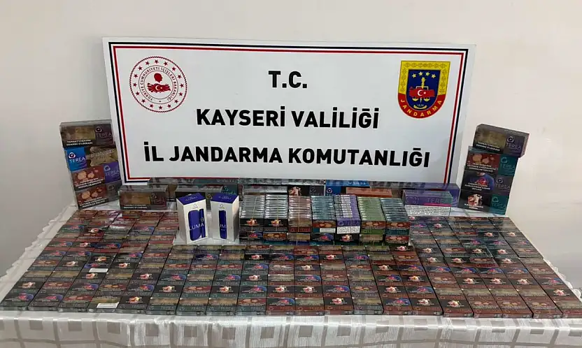 Kayseri'de 10 Bin Kaçak Elektronik Sigara Kartuşu Ele Geçirildi