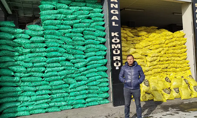 Kayseri'de Dondurucu Soğuklar Kömür Satışlarını 10 Kat Artırdı