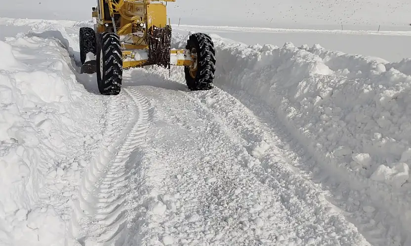 Kayseri'de Kapalı Kırsal mahalle yolu kalmadı