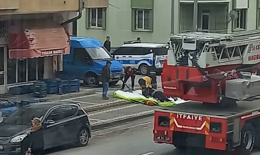 Kayseri'de yüksekten düşen genç hayatını kaybetti