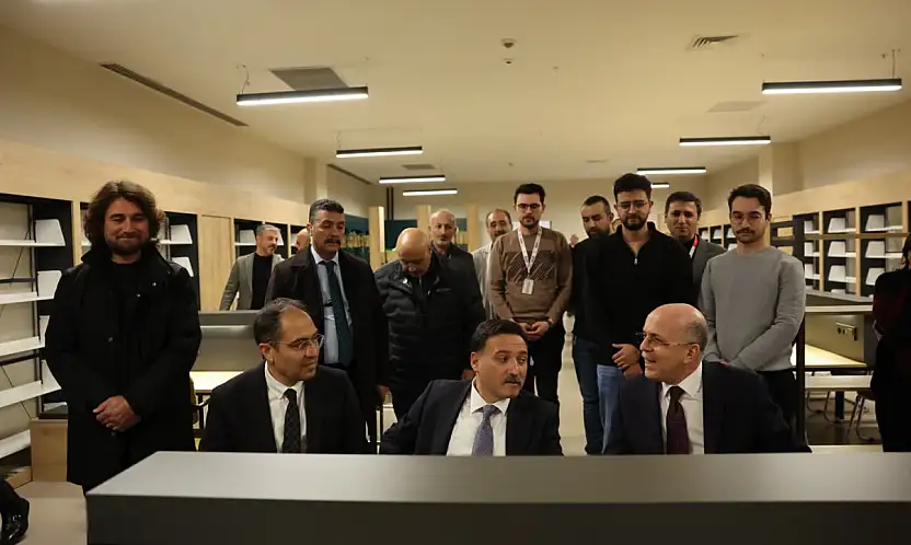 Kayseri Şehir Hastanesi'ne Türkiye'de Bir ilk: Halk kütüphanesi