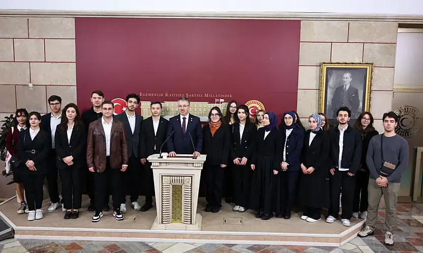 Kayserili Öğrenciler Gazi Meclis'te