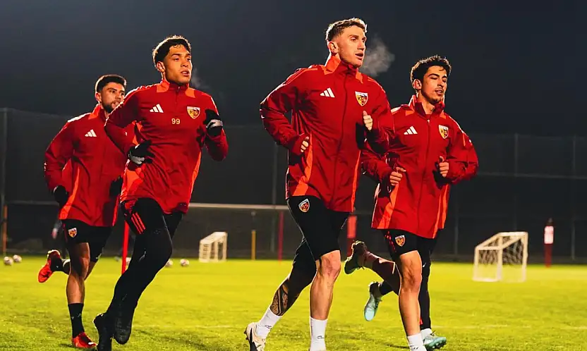 Kayserispor Antalya Kampında Tempoyu Artırdı