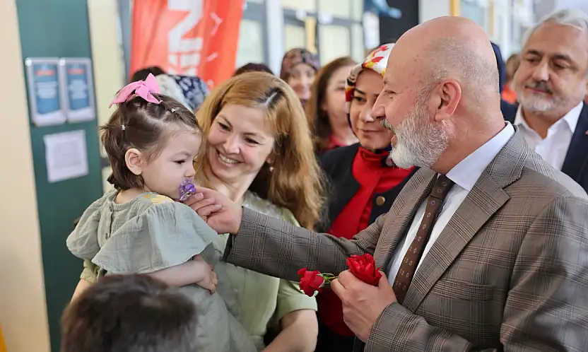Kocasinan Akademi'de Yıl Sonu Sergisi Yoğun İlgi Gördü
