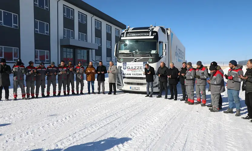 Melikgazi'den Gazze'ye insani yardım tırı dualarla uğurlandı