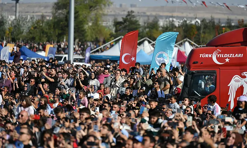 Millet Bahçesi Etkinlik merkezi oldu