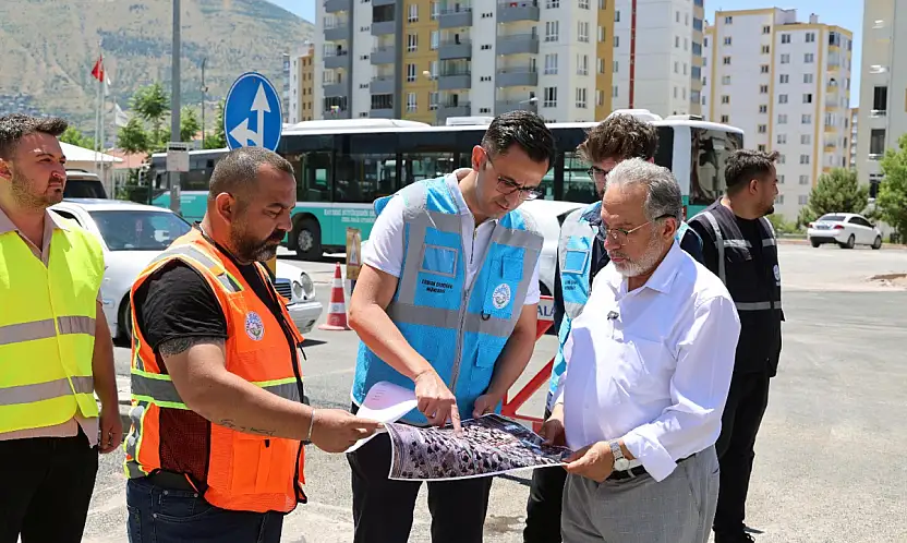 Talas'ta Sayer Caddesi'nin altyapı ve üstyapısı yenilendi