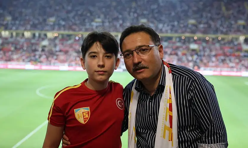 Vali Çiçek'ten Kayserispor'a destek çağrısı